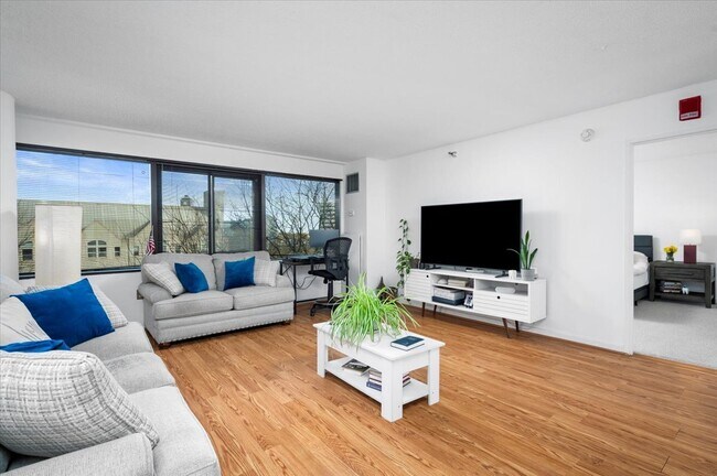 Foto del edificio - 127 Greyrock Pl