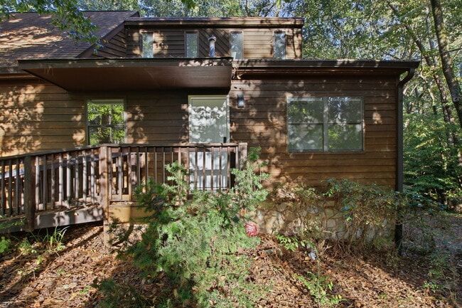 Building Photo - 2459 Clairmont Rd NE