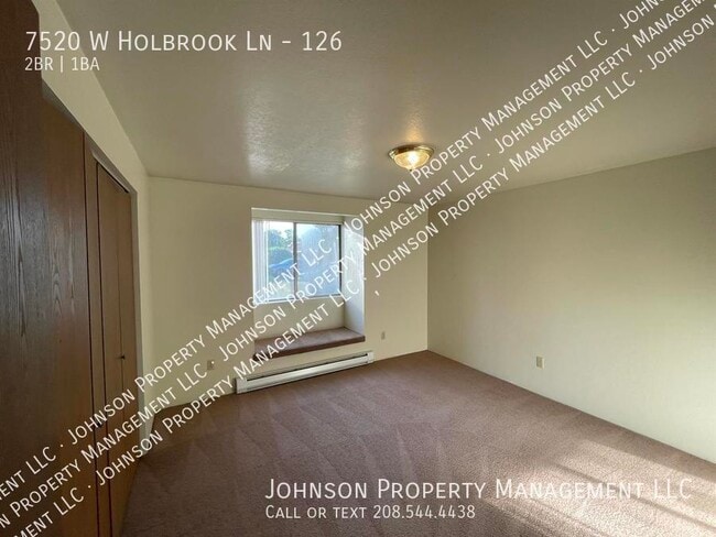 Building Photo - 7520 W Holbrook Ln
