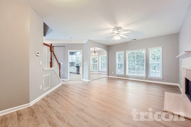 Foto del edificio - 2242 Rosemoore Walk NE