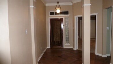 Building Photo - 4823 Cypress Spring Dr