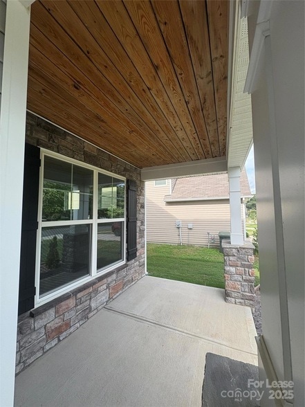 Building Photo - 718 Elam St