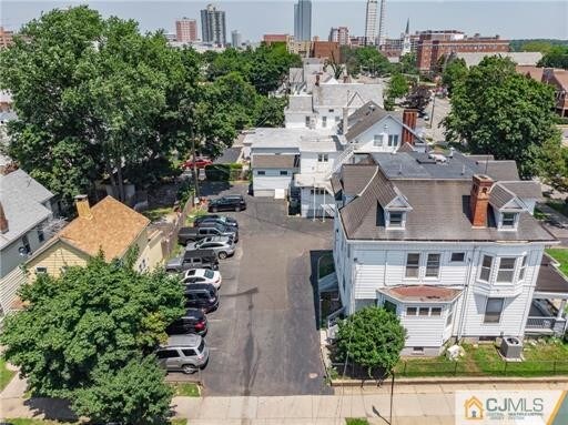 Foto del edificio - 161 Livingston Ave