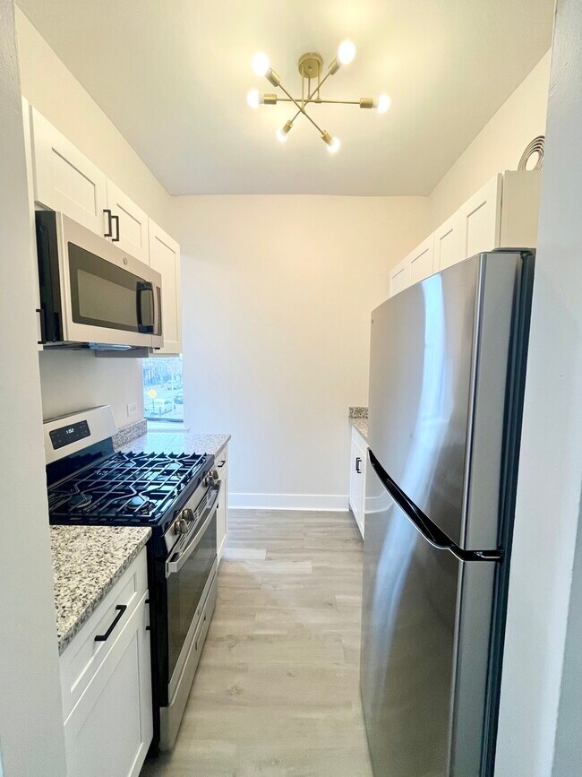 Foto del edificio - 3006 W 23rd St