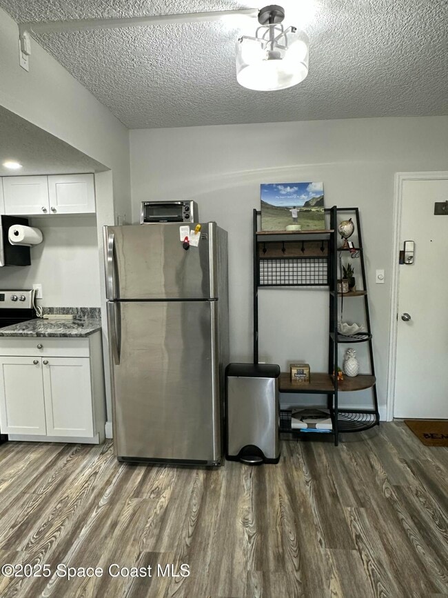 Building Photo - 4800 Ocean Beach Blvd