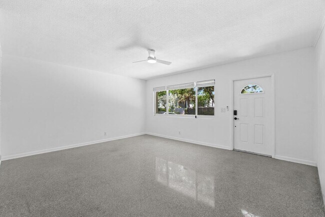 Foto del edificio - 809 S Atlantic Dr