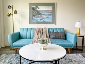 Building Photo - 2515 Burnet Ave