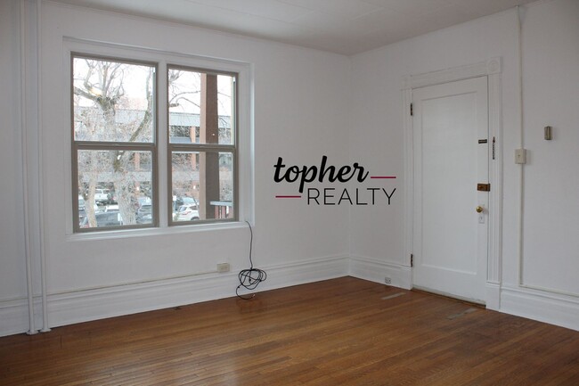 Building Photo - 40 N Benton Ave