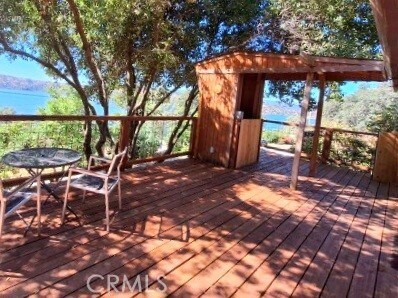 Foto principal - 11664 Lakeview Dr