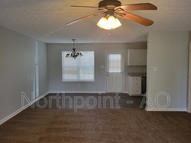 Foto del edificio - 148 Dukes Rd