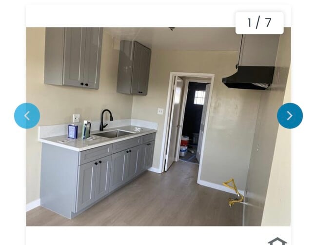 Building Photo - 6634 California Ave