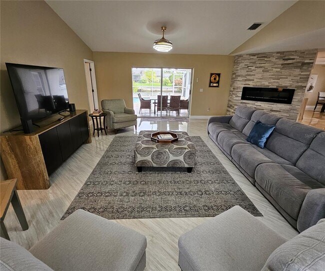 Foto del edificio - 136 SE 5th St