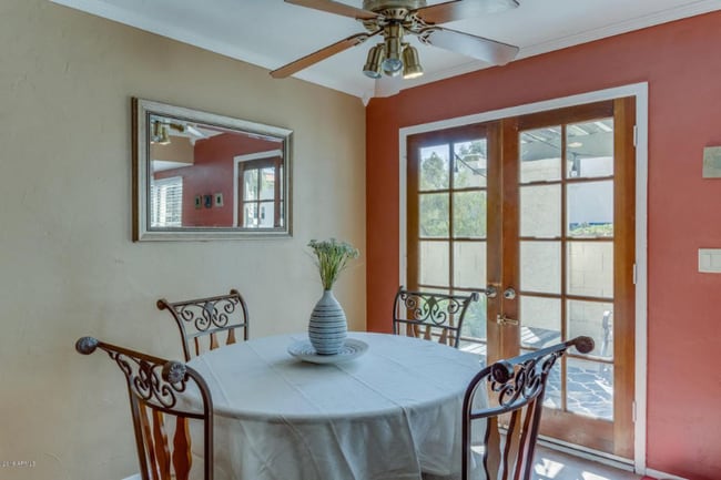 Foto del edificio - 8813 S 48th St