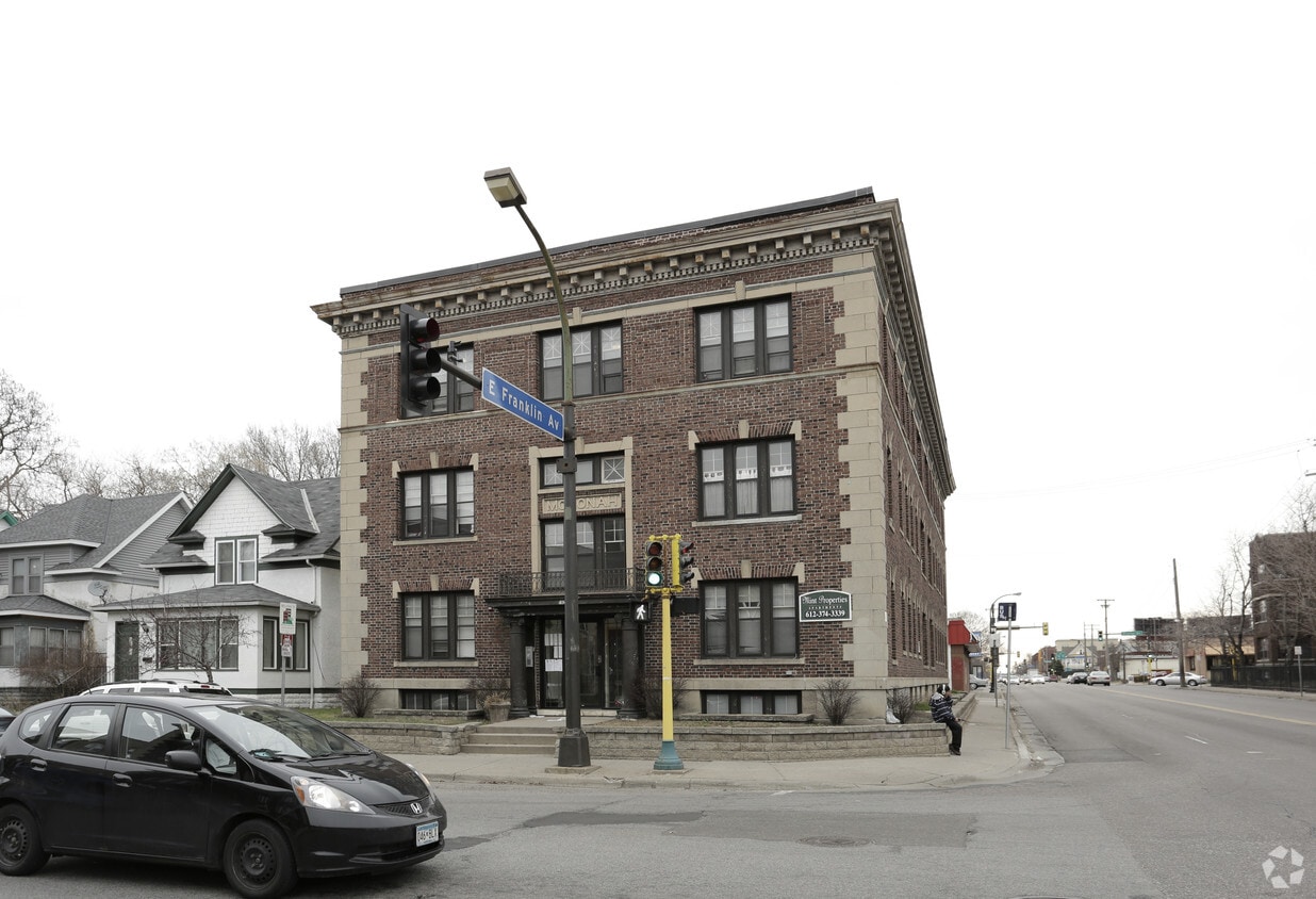 1929 3rd Avenue - 1929 S 3rd Ave