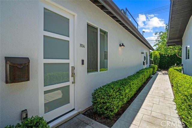Foto del edificio - 7304 Woodley Ave