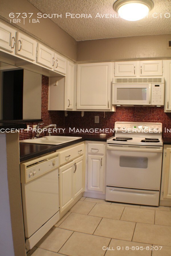Building Photo - 1 bedroom Condo at Brandy Chase Condos!