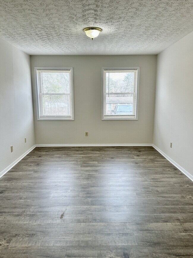 Foto del edificio - "Charming 3-Bed, 2-Bath Home in Cookeville – Your Perfect 1350 Sq Ft Retreat!"