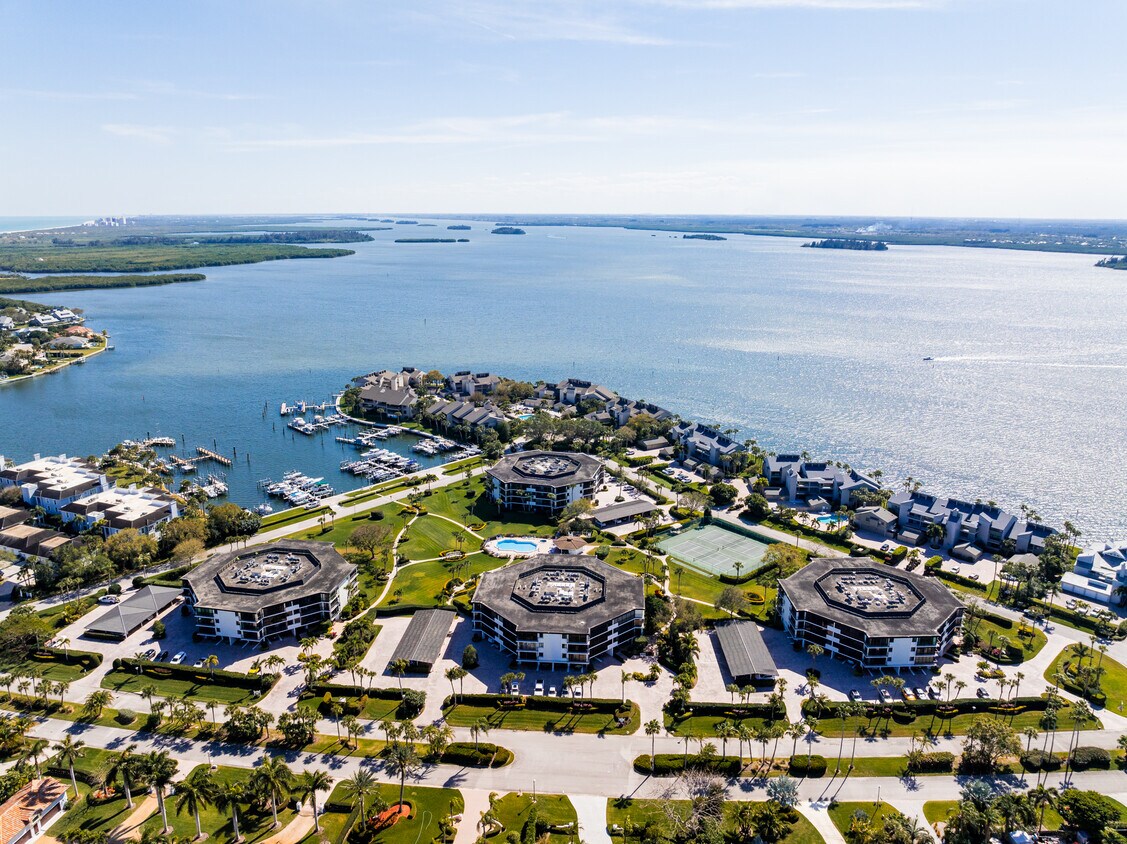 1821 Mooringline Dr, Vero Beach, FL 32963 Condo for Rent in Vero