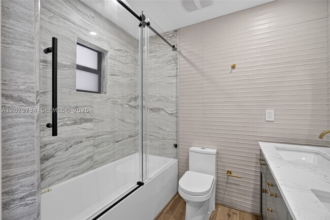 Foto del edificio - 1011 NW 30th Pl