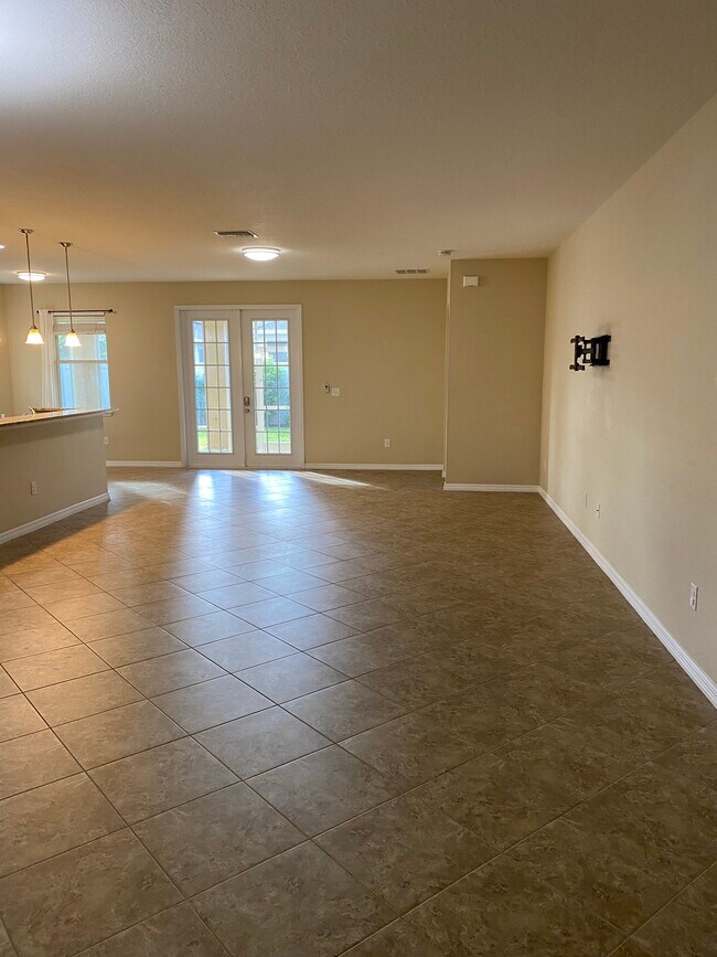 Foto del edificio - 5452 Mang Pl