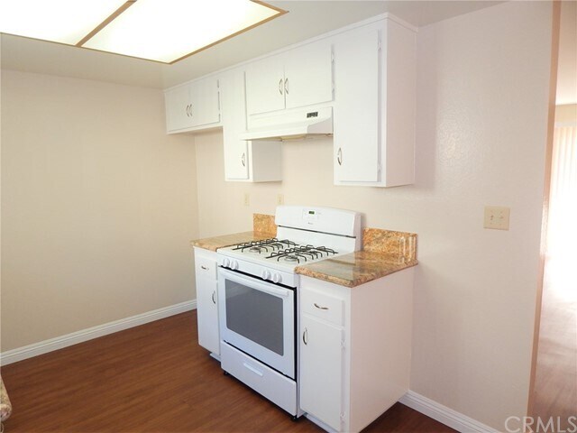 Foto del edificio - 16972 Hoskins Lane