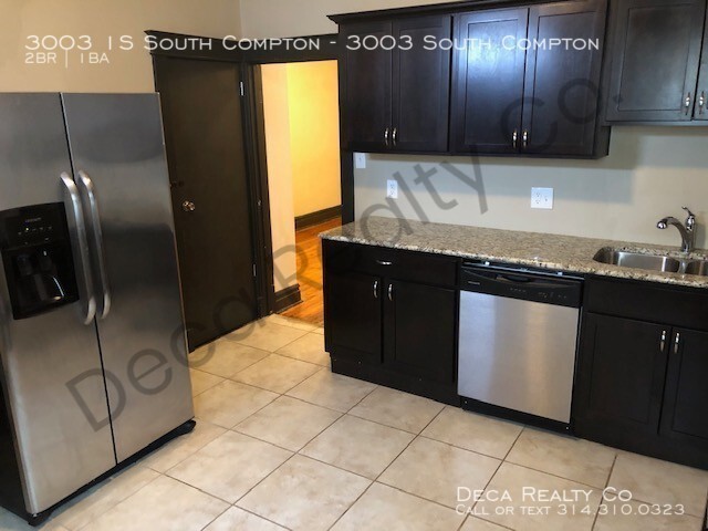 Building Photo - 2 Bedroom Apartment