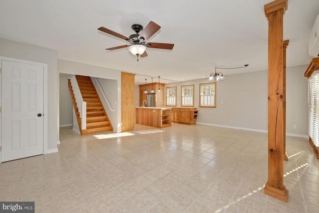Foto del edificio - 2812 Cypress Ln