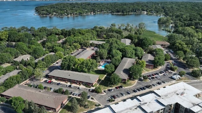  - Riverwood Apartments