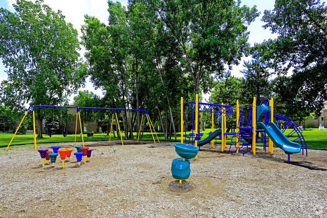 Playground - Lakeside Village Apartments