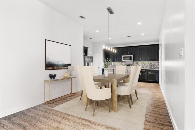 Foto del edificio - 11226 Glenforest Dr