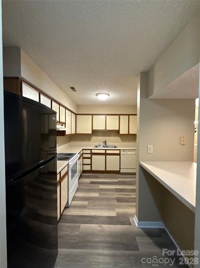 Building Photo - 1021 Churchill Downs Ct