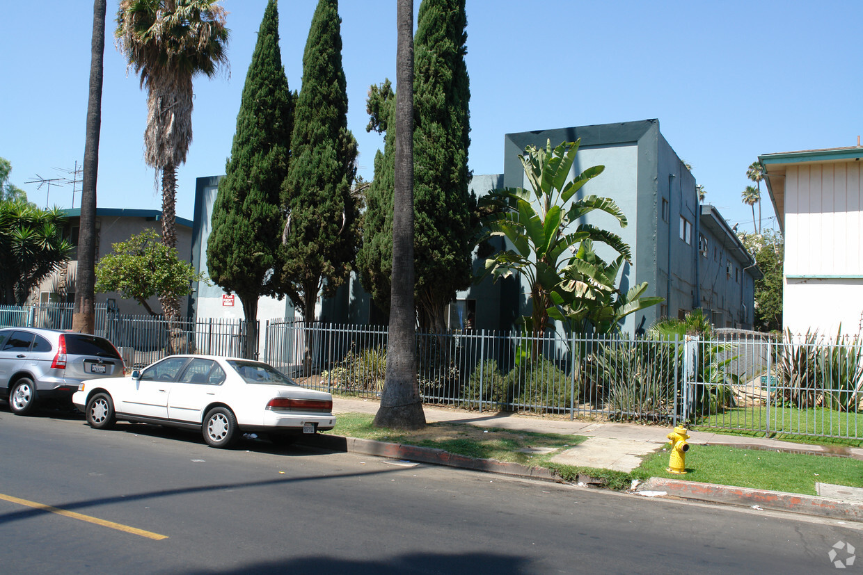 Building Photo - 967 S Westmoreland Ave