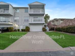 Building Photo - 704 Oakbrook Dr