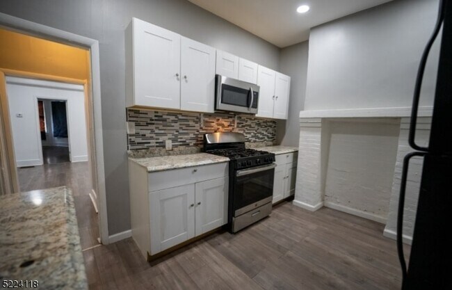 Foto del edificio - 226 Fairmount Ave