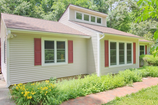 Single story 3 bed, 2 bath home in North Durham on half an acre! - Single story 3 bed, 2 bath home in North Durham on half an acre!