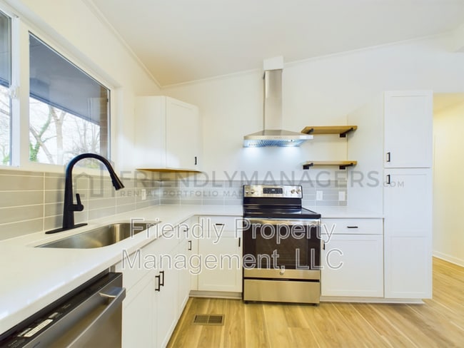 Foto del edificio - 304 Hobson St