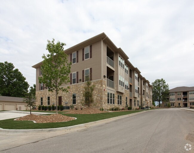 Tuckaway at Shawnee Rentals Shawnee, KS