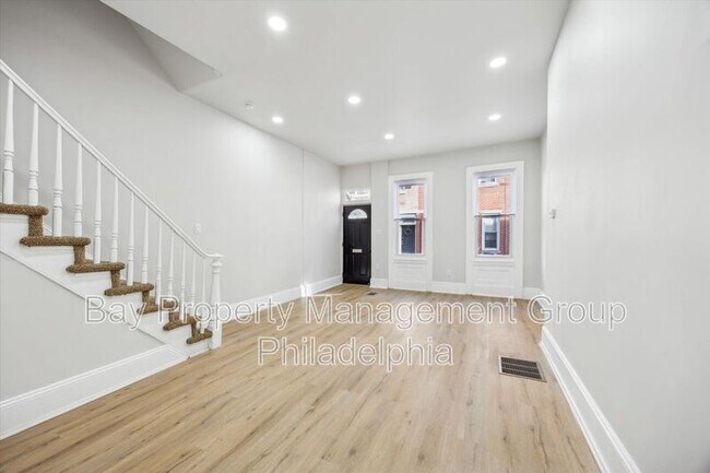 Foto del edificio - 828 Leland St