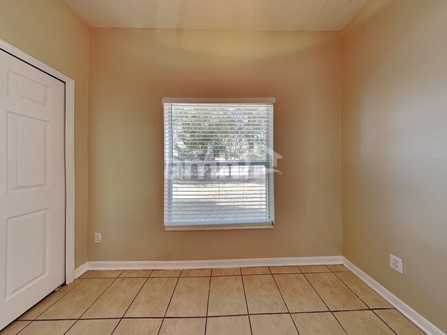 Building Photo - 2065 Home Again Rd