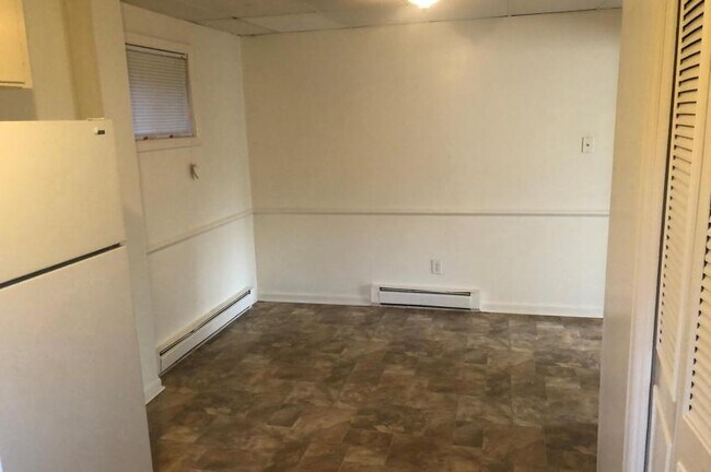 Foto del edificio - 103 Hampden Dr