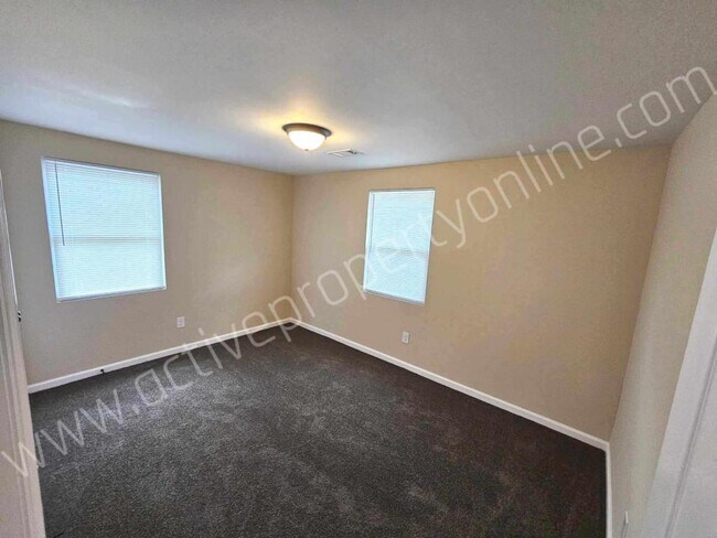 Foto del edificio - 510 Woodard Ave