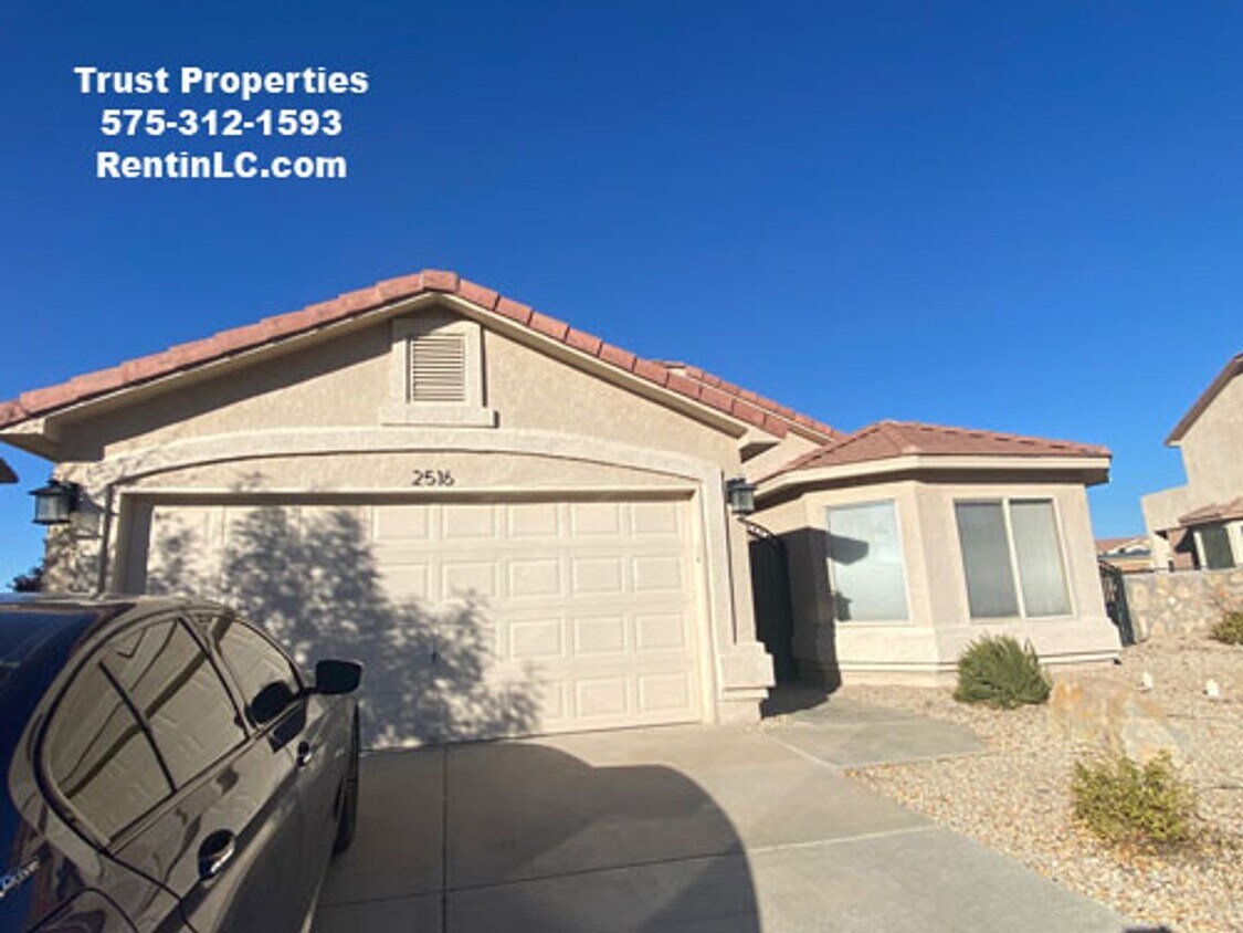 Spacious 3/2 in Sonoma Ranch House Rental in Las Cruces, NM
