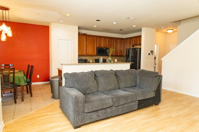 Foto del edificio - 5820 Stone Mountain Rd