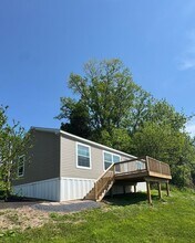 Building Photo - 465 Royal Manor Rd