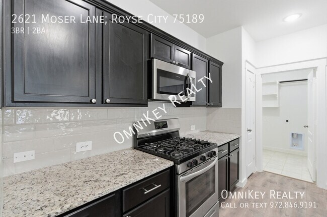 Building Photo - 2621 Moser Ln