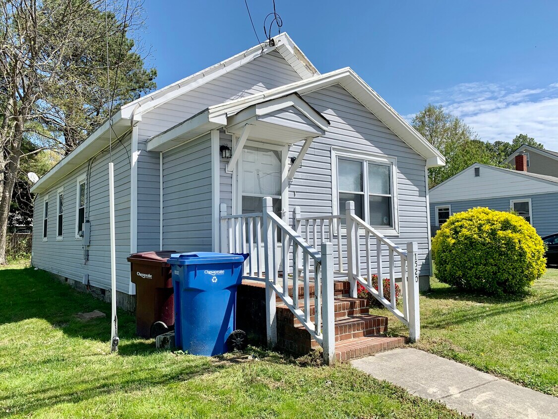 Primary Photo - 1520 Atlantic Ave