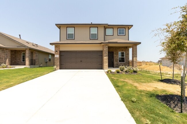 Like New Home, Tons of Space!!! - Like New Home, Tons of Space!!!