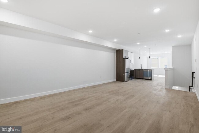 Building Photo - 2326 N 16th St