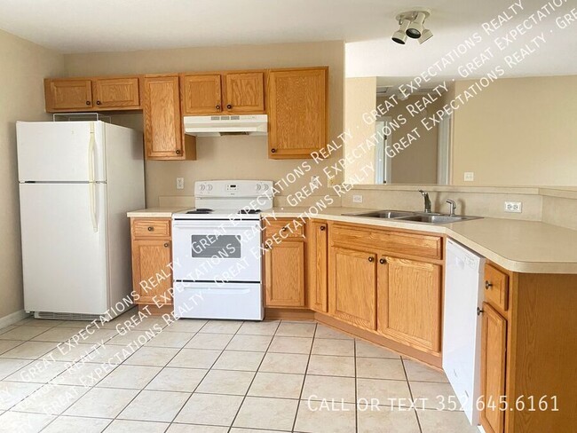 Foto del edificio - Three Bedroom Home in SE Ocala