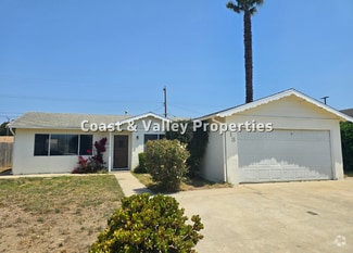 Building Photo - 813 W Nectarine Ave